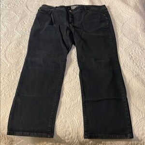 Chico's Black Straight Jeans Classic Style -B1